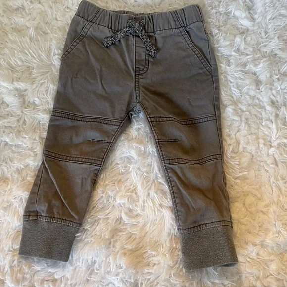 Cat & Jack brand | 18 M Boy Cargo Jeans | - Picture 1 of 5